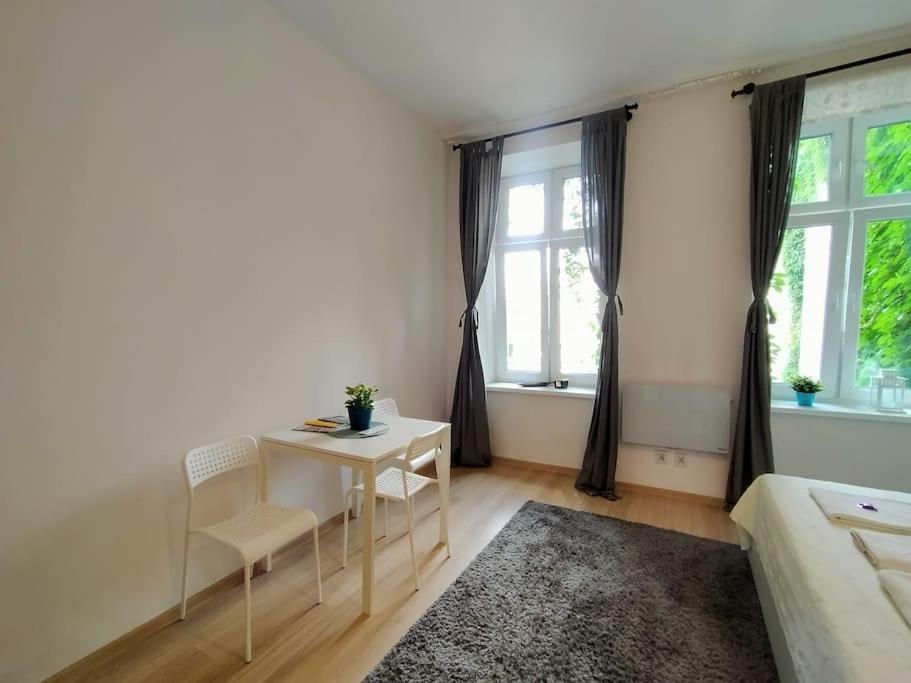 Bright Josefa Apartments For Two Krakow Luaran gambar